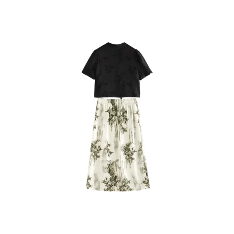 Initial Language Skirt Set Women's Black Apricot-1