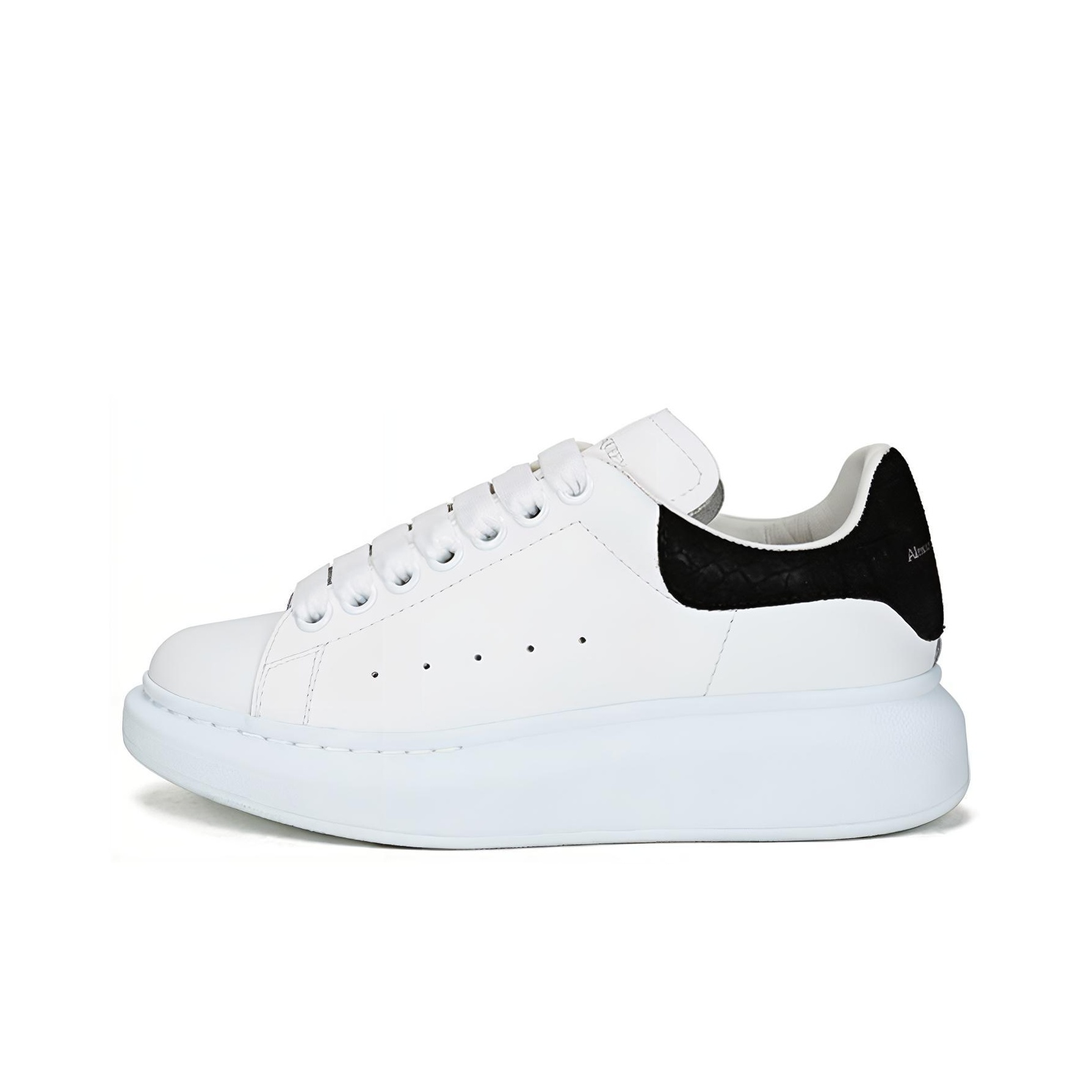 スニーカー ALEXANDER MCQUEEN Men Sneakers 553680WIACV9092 White Men's Oversized Sneaker in White | McQueen US