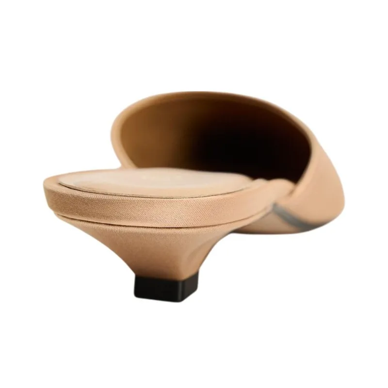 ZARA Abrasion Resistant Closed Toe Slippers Women's Beige-4