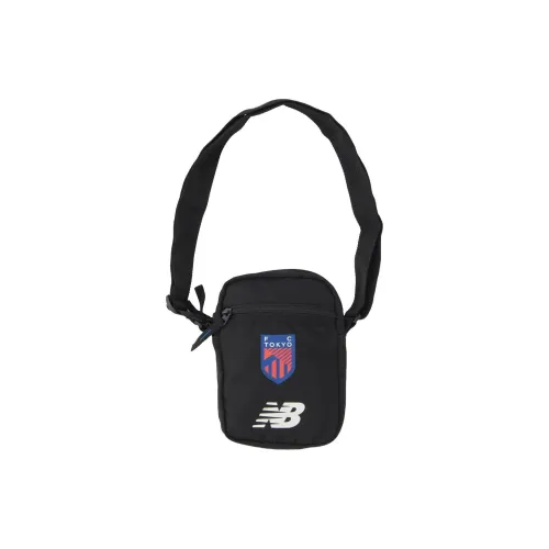 New Balance Polyester Shoulder Bag Crossbody Bag Small Size Unisex Black
