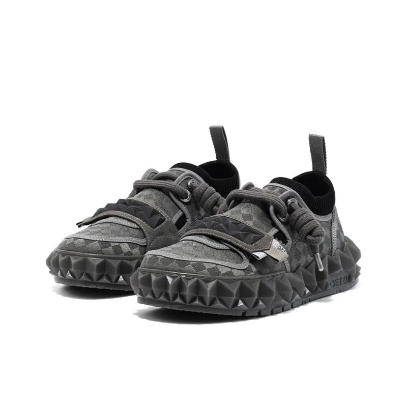 OETZI Ice Mountain Series 11 Low Top Casual Shoes Unisex Dark Gray-1