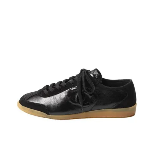 CHANEL 24B Low Top Casual Shoes Women's Black