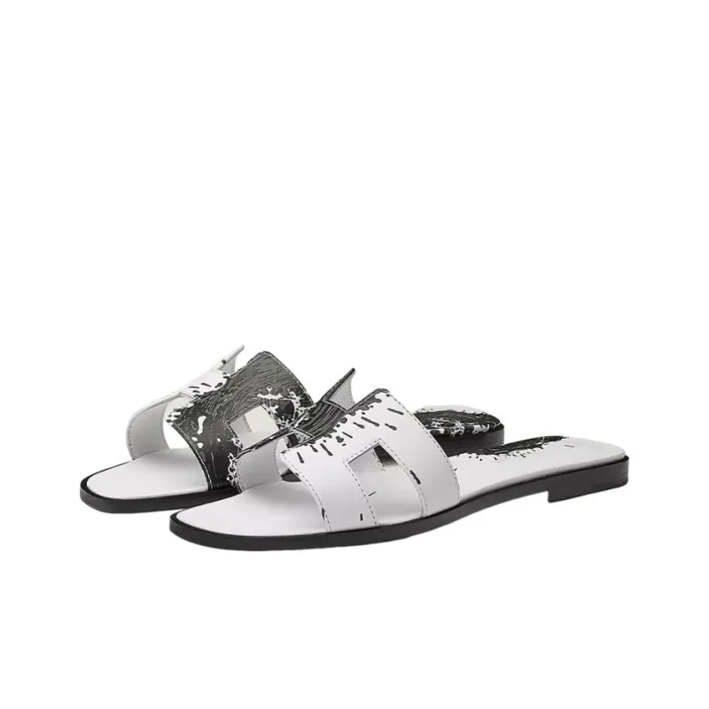 HERMES Oran Odor Resistant Slide Slippers Women's White-2