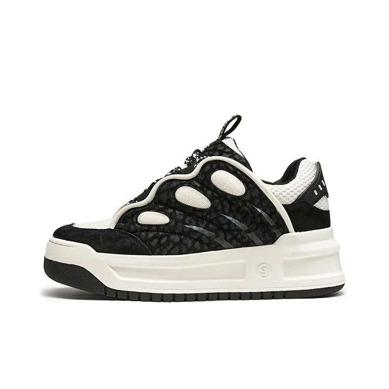 GONGJI Skateboard Shoes Women's Low Top Black-1