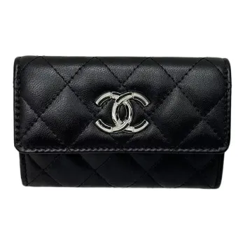 CHANEL Lambskin Card Holder, Wallet Women's Black