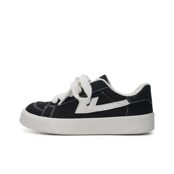 Warrior Wear resistant Lightweight Breathable And Non slip. Low Top Canvas Shoes Women's Black Beige 2.0