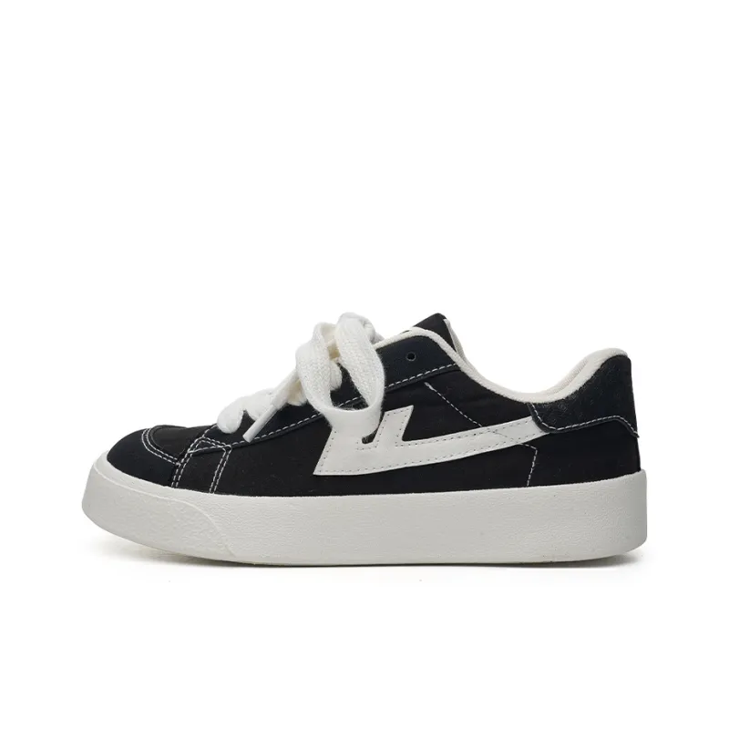 Warrior Wear resistant Lightweight Breathable And Non slip. Low Top Canvas Shoes Women's Black Beige 2.0-0
