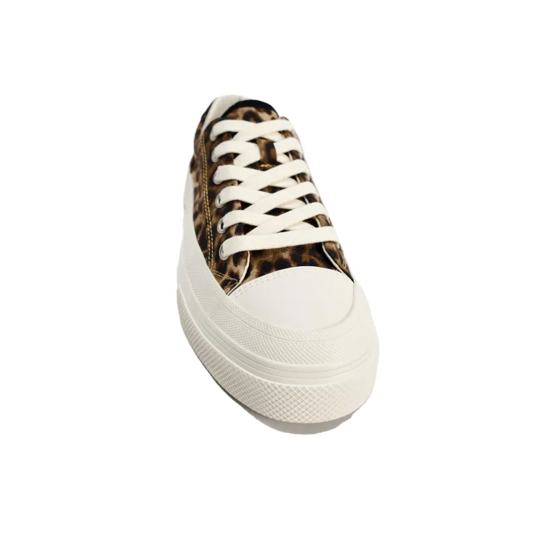 ZARA Abrasion Resistant Low Top Skateboard Shoes Women's Leopard Print-3