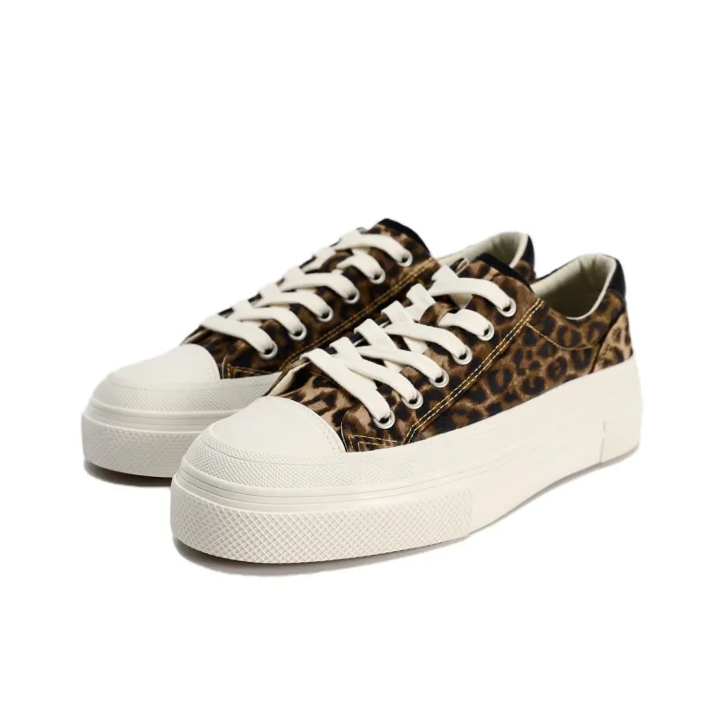 ZARA Abrasion Resistant Low Top Skateboard Shoes Women's Leopard Print-2