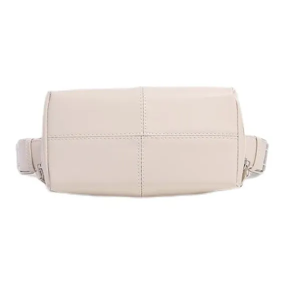Carksky PU Shoulder Bag Regular Women's Black/Ecru-9