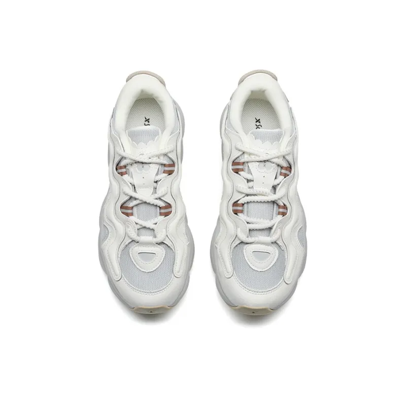 XTEP Petal Shoes 2.0 Height Increasing Low-Top Casual Shoes Women's White Gray-3