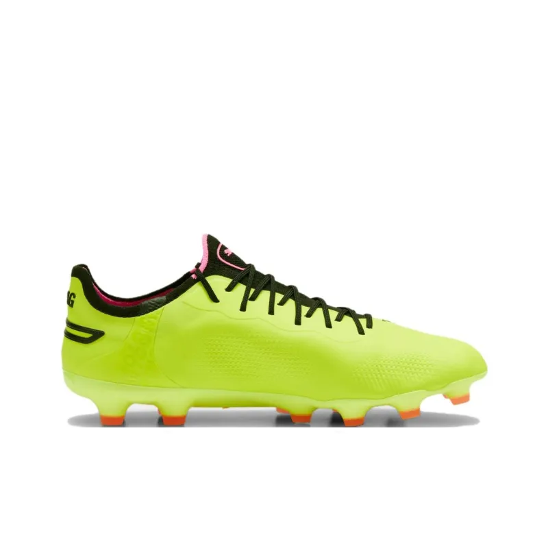 PUMA King Ultimate Soccer Shoes Men Low Top Lemon-1