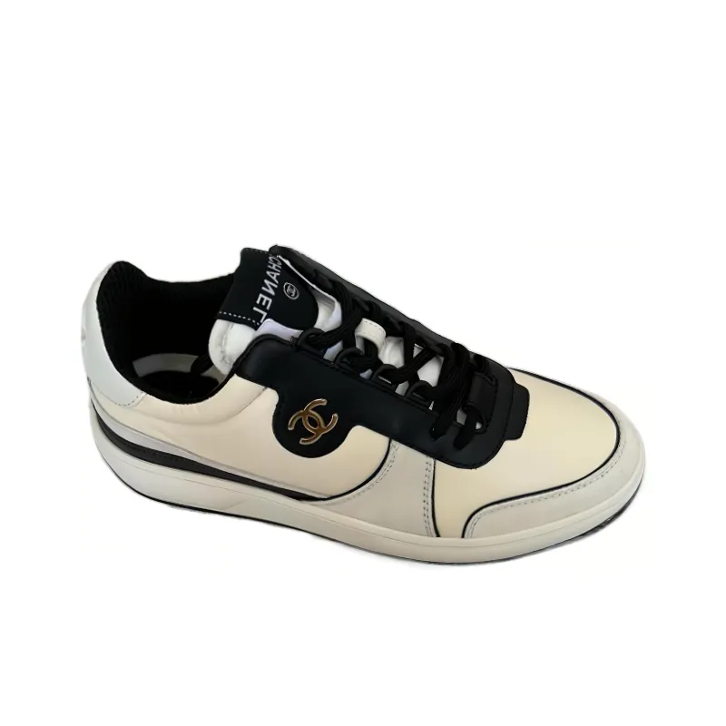 CHANEL Wear Resistant Low Top Skateboard Shoes Women's White Black-1