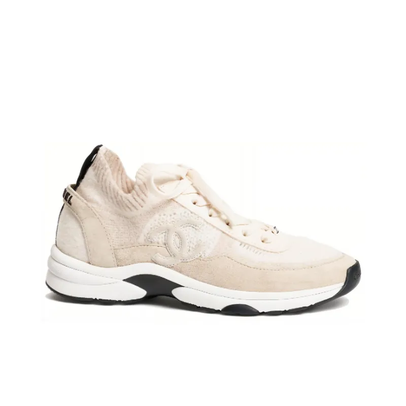 CHANEL Low Top Life And Leisure Women's Ivory White-1