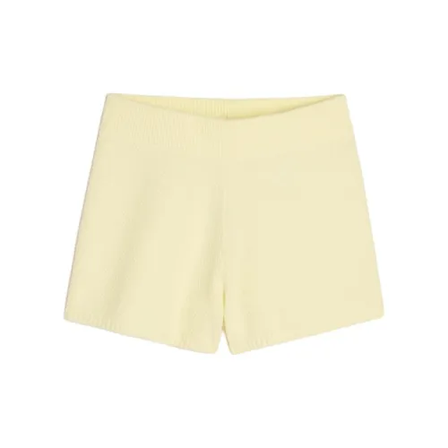 Hollister Casual Shorts Women's Light Yellow