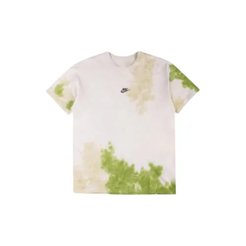 Nike T-Shirts Men Olive Oil