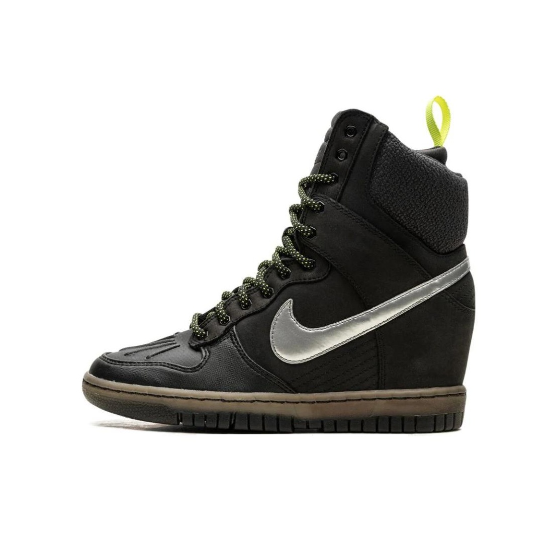 Nike dunk snowboard boots deals