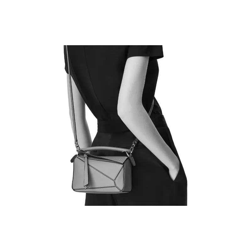 LOEWE Puzzle Handbags-5