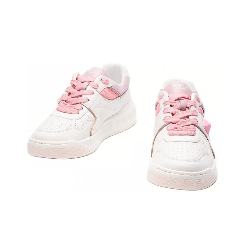 Valentino One Stud Low Top Skateboard Shoes Women's Pink-2