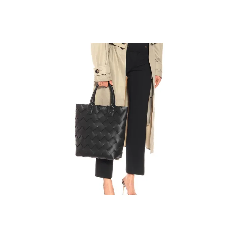 Bottega Veneta CABAT Sheepskin Tote Bag, Shopping Bag, Shoulder Bag, Crossbody Bag, Handbag Medium Size Women's Black-5