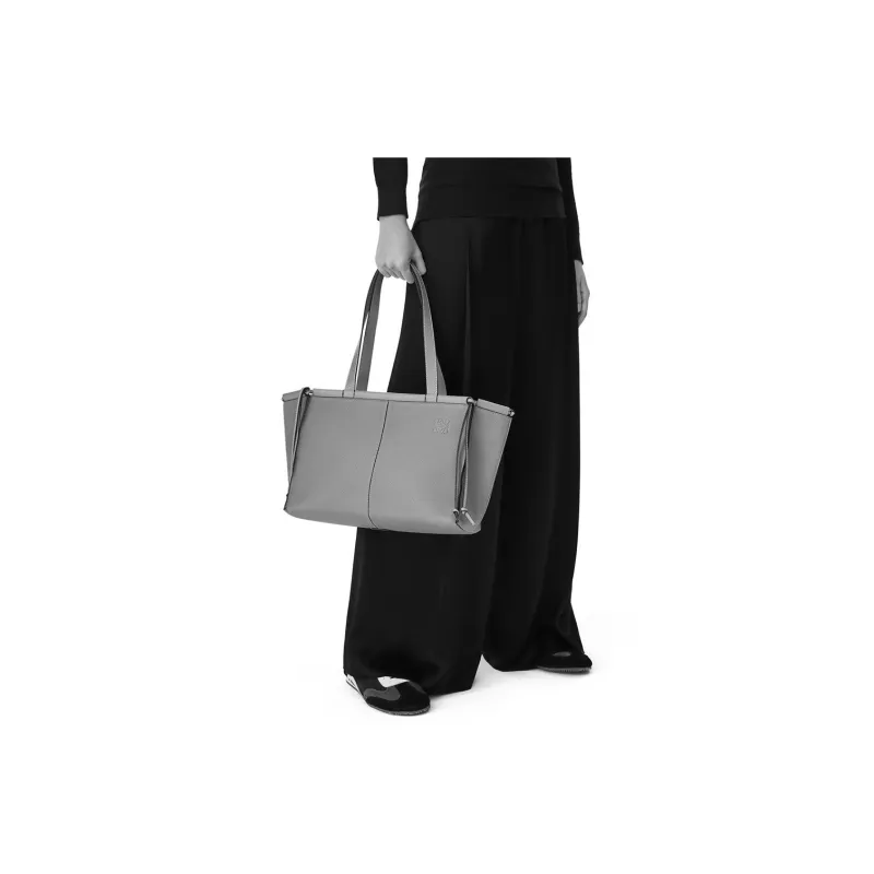 LOEWE Cushion Tote Handbags-4