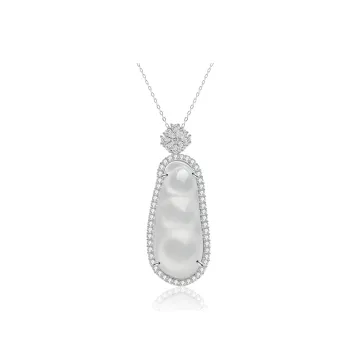 With The Heart Of The Jade Chalcedony Necklaces Women's