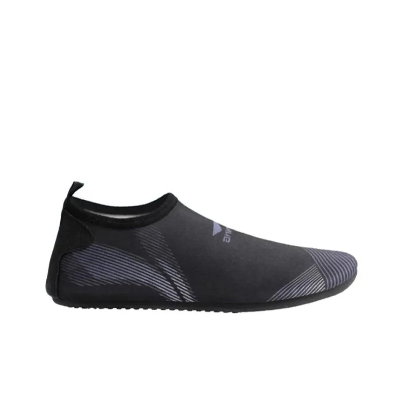 LiNing Slip Resistant Waterproof Low Top Outdoor Shoes Unisex Black-1
