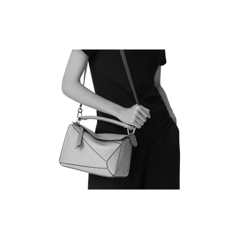 LOEWE Puzzle Handbags-6