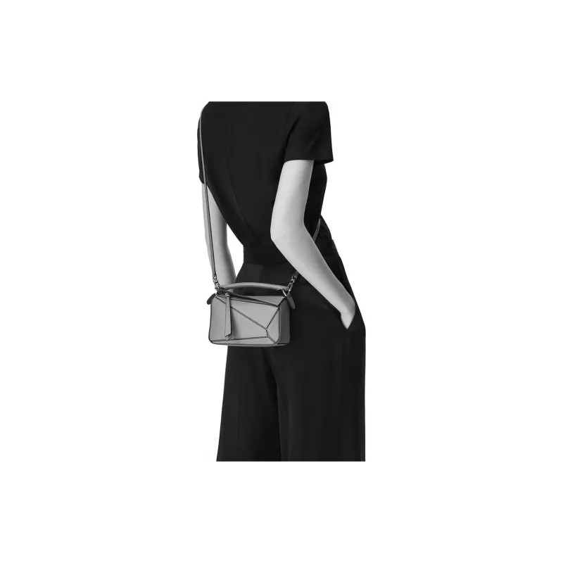 LOEWE Puzzle Crossbody Bags-5