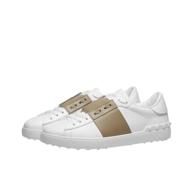 Valentino Garavani Rockstud Lace-Up Sneakers-2