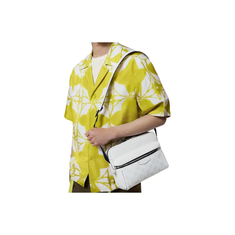 LOUIS VUITTON Outdoor Messenger Optic White-7