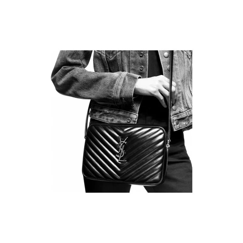 SAINT LAURENT Calfskin Messenger Bag Crossbody Bag Shoulder Bag Regular Women's Black-8