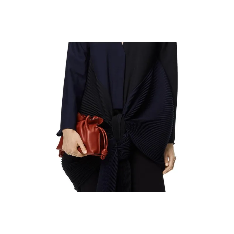 LOEWE Flamenco Clutches-4