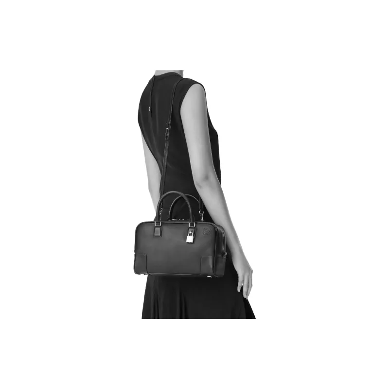 LOEWE Amazona 23 Bag In Nappa Calfskin Black-6
