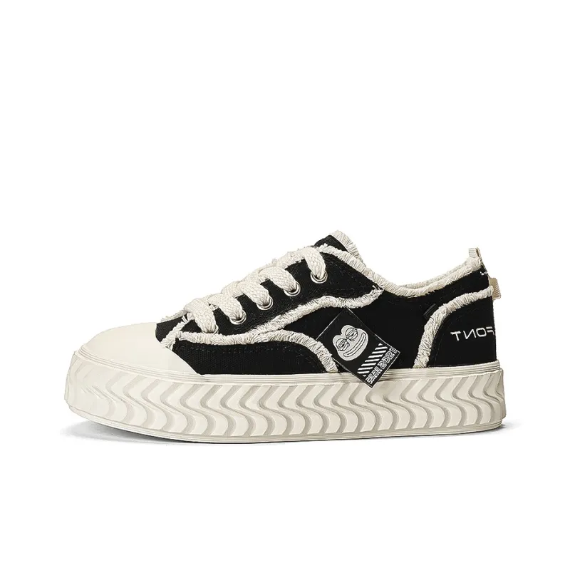 Pepe The Frog Low Top Canvas Shoes Unisex-1