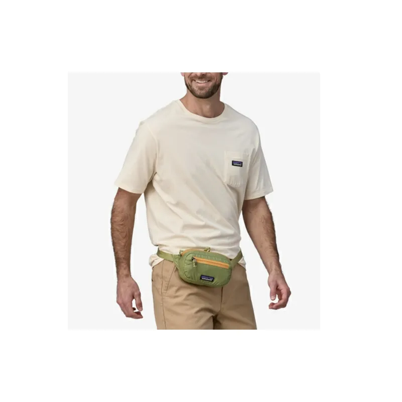 Patagonia 1L Fanny Packs Recycled Nylon Buckhorn Green Unisex-4
