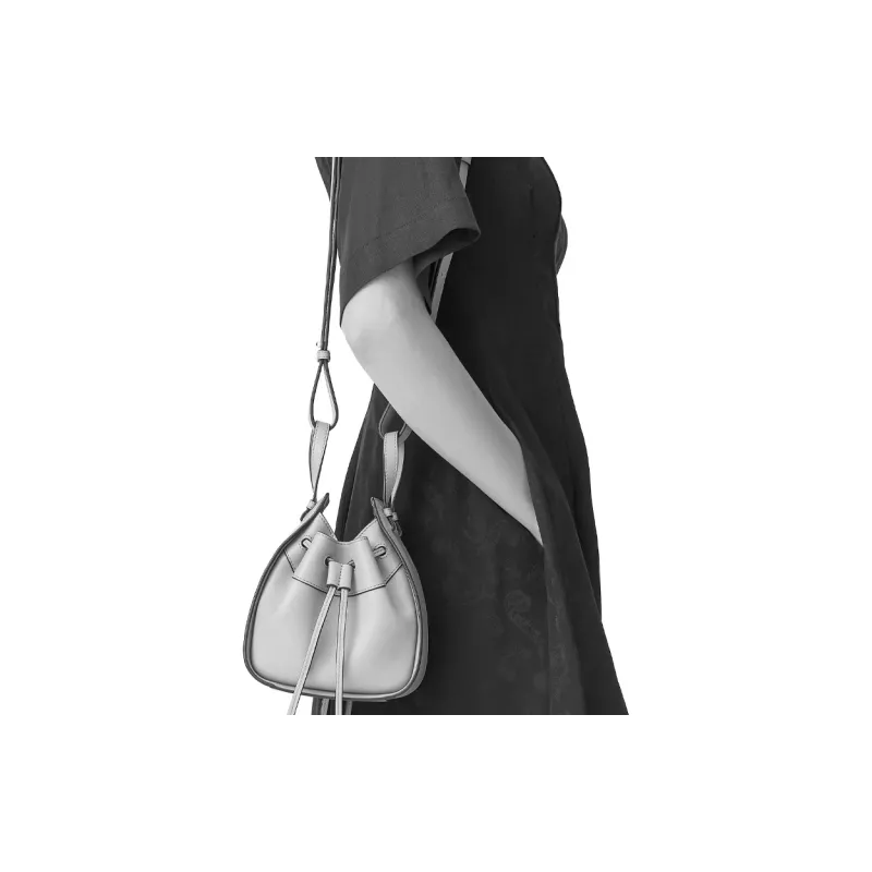 LOEWE Hammock Calfskin Hammock Bag Shoulder Bag Crossbody Bag Handbag Mini Women's Sand-6