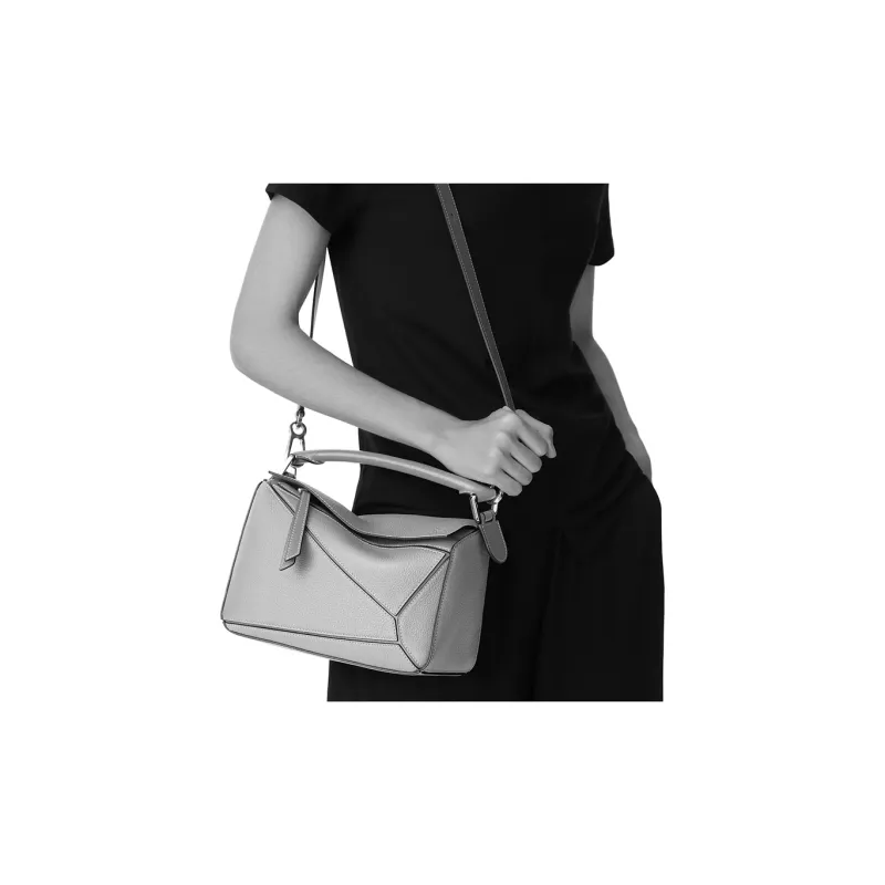 LOEWE Puzzle Bag In Soft Grained Calfskin Small Artichoke Green-7