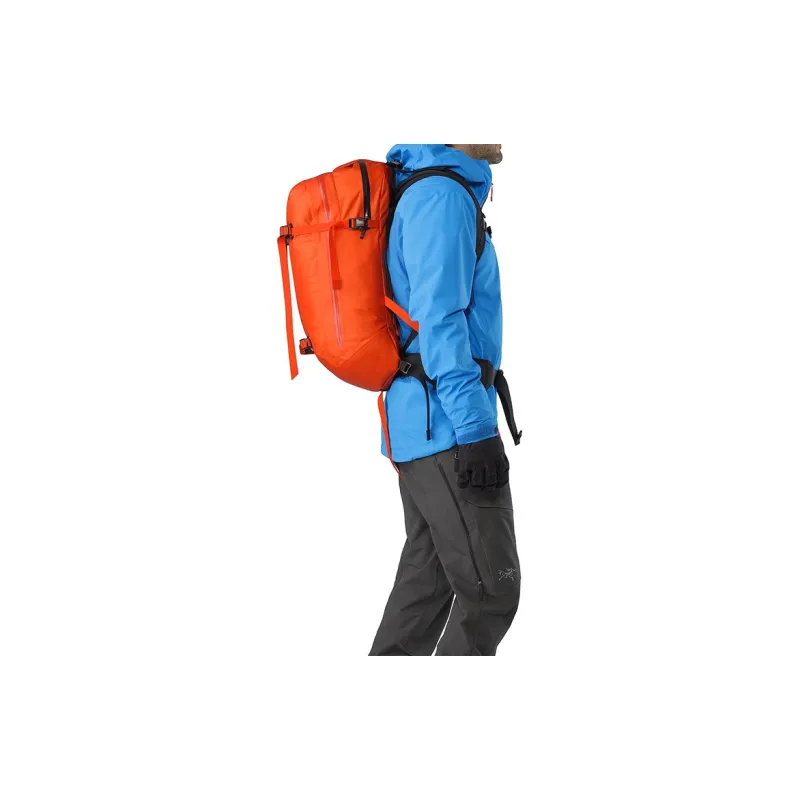 Arcteryx Nylon Fabric Backpack Medium Size Unisex Red-3