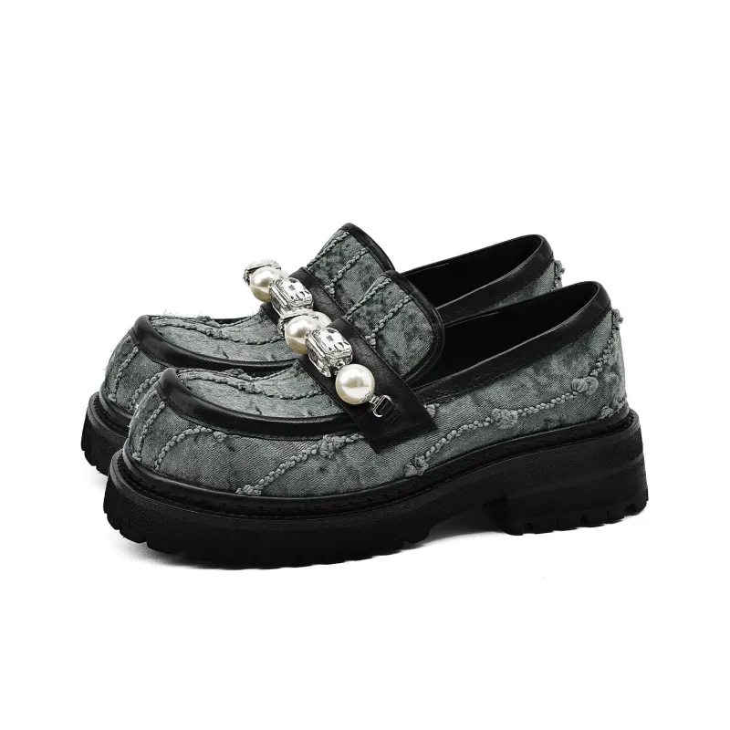 KMD Loafers Women's Black, Olive-1