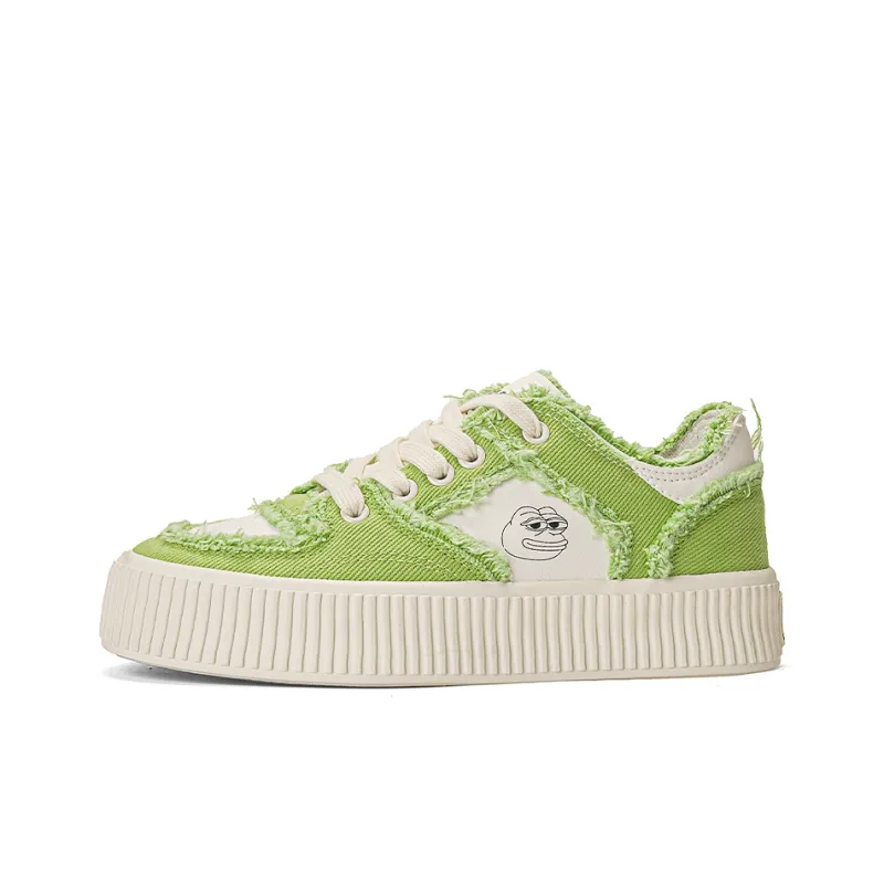 Pepe The Frog Low Top Skateboard Shoes Unisex-8