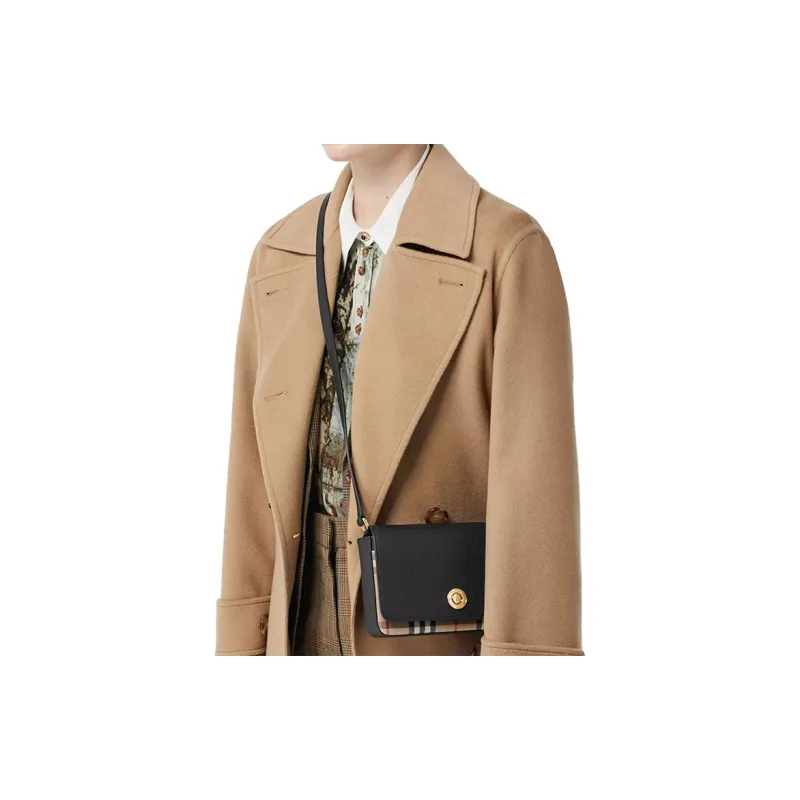 Burberry Vintage Collection Shoulder Bags-6