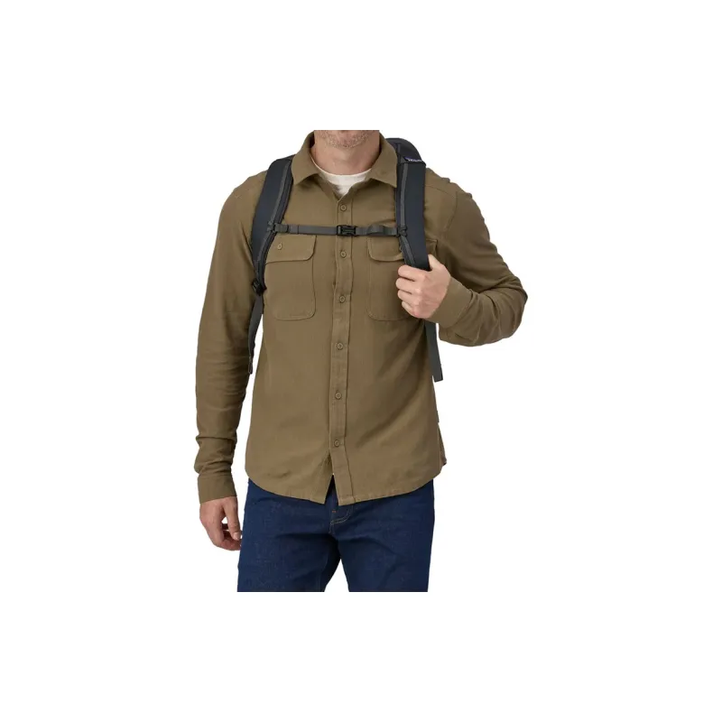 Patagonia Recycled Polyester Backpack Unisex Black-4