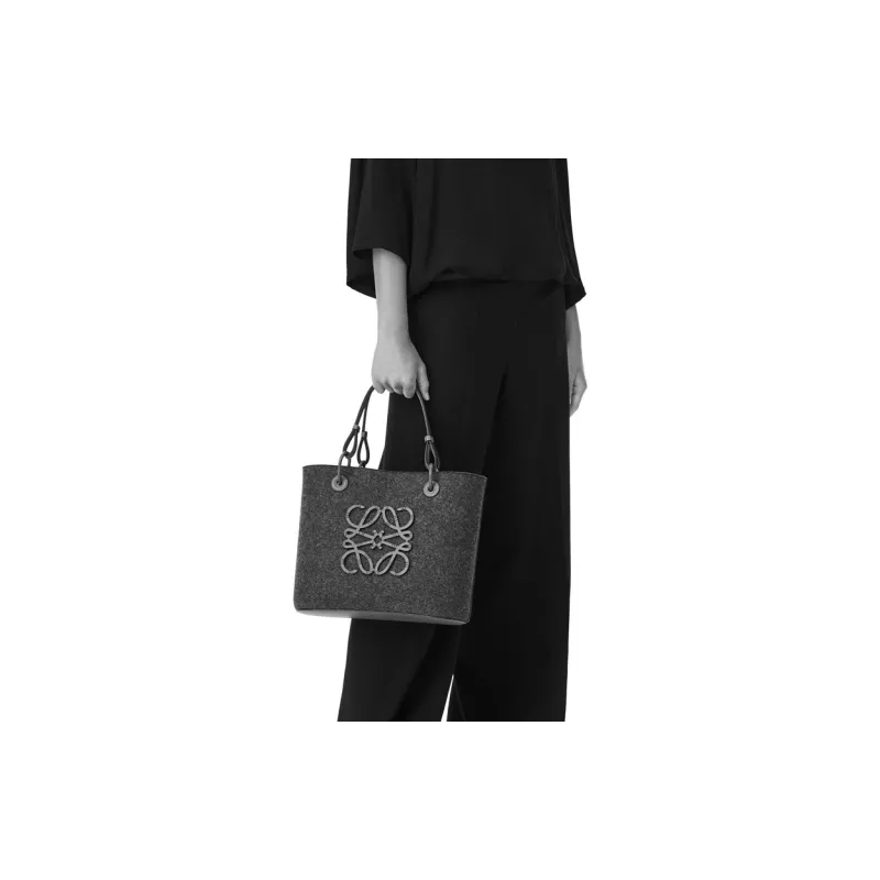 LOEWE Square Basket Handbags-4