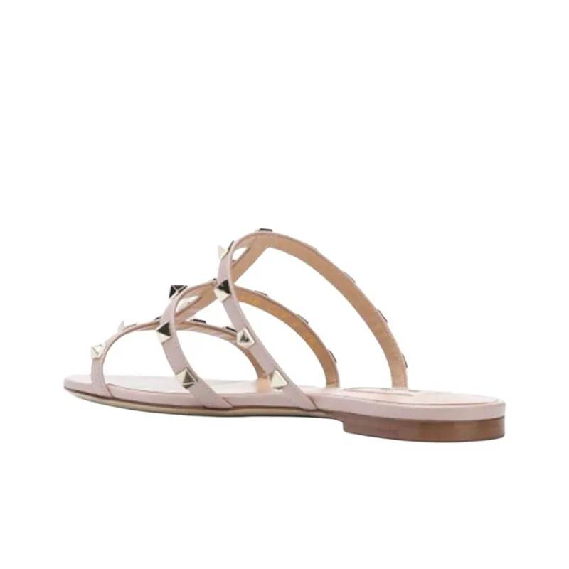 Valentino Garavani Rockstud Flat Leather Sandals-3