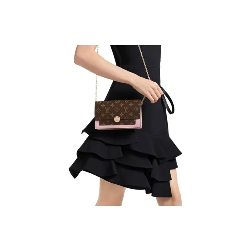 LOUIS VUITTON Flore Chain Wallet Monogram Brown/Rose Ballerine-4
