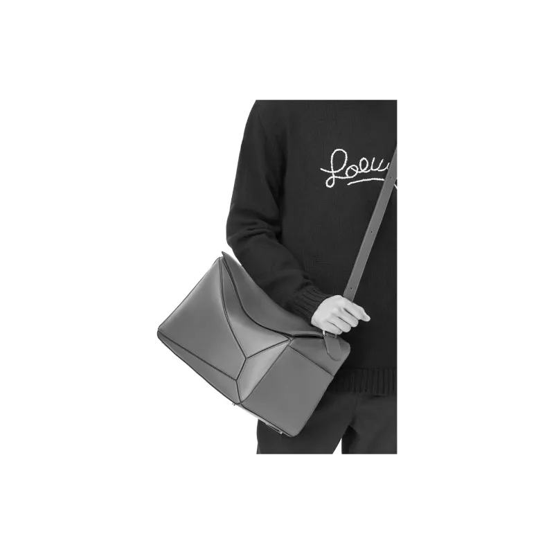 LOEWE Puzzle Crossbody Bags-5