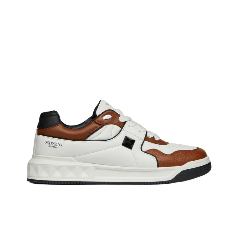 Valentino Garavani Rockstud Low Top Sneakers-1