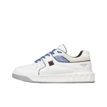Valentino Garavani One Stud Lace Up Sneakers