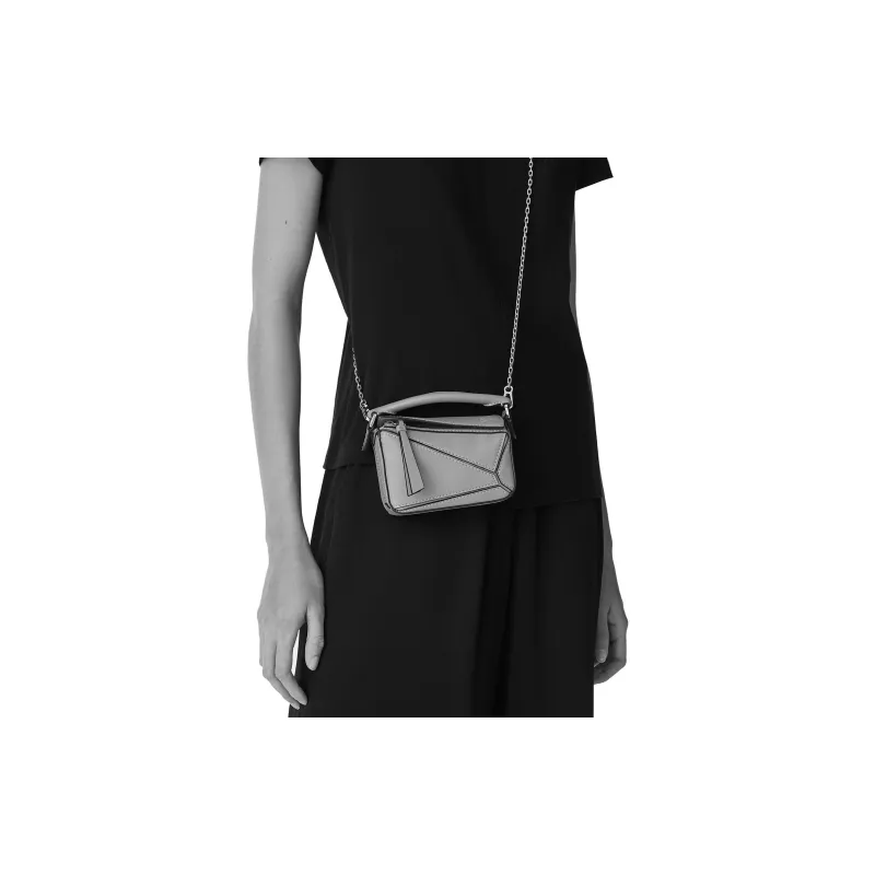 LOEWE Puzzle Handbags-5